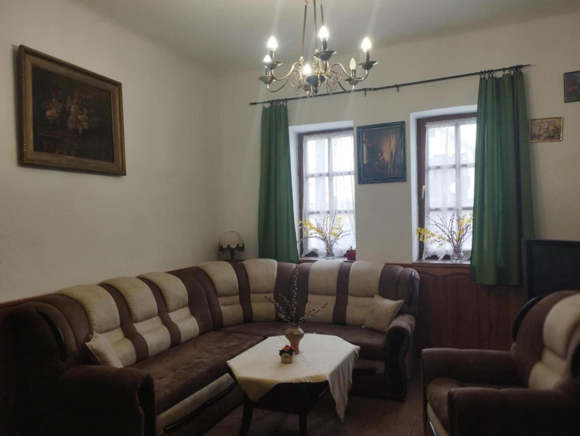 Erzsebet Vendeghaz Es Apartman Гайдусобосло Екстер'єр фото